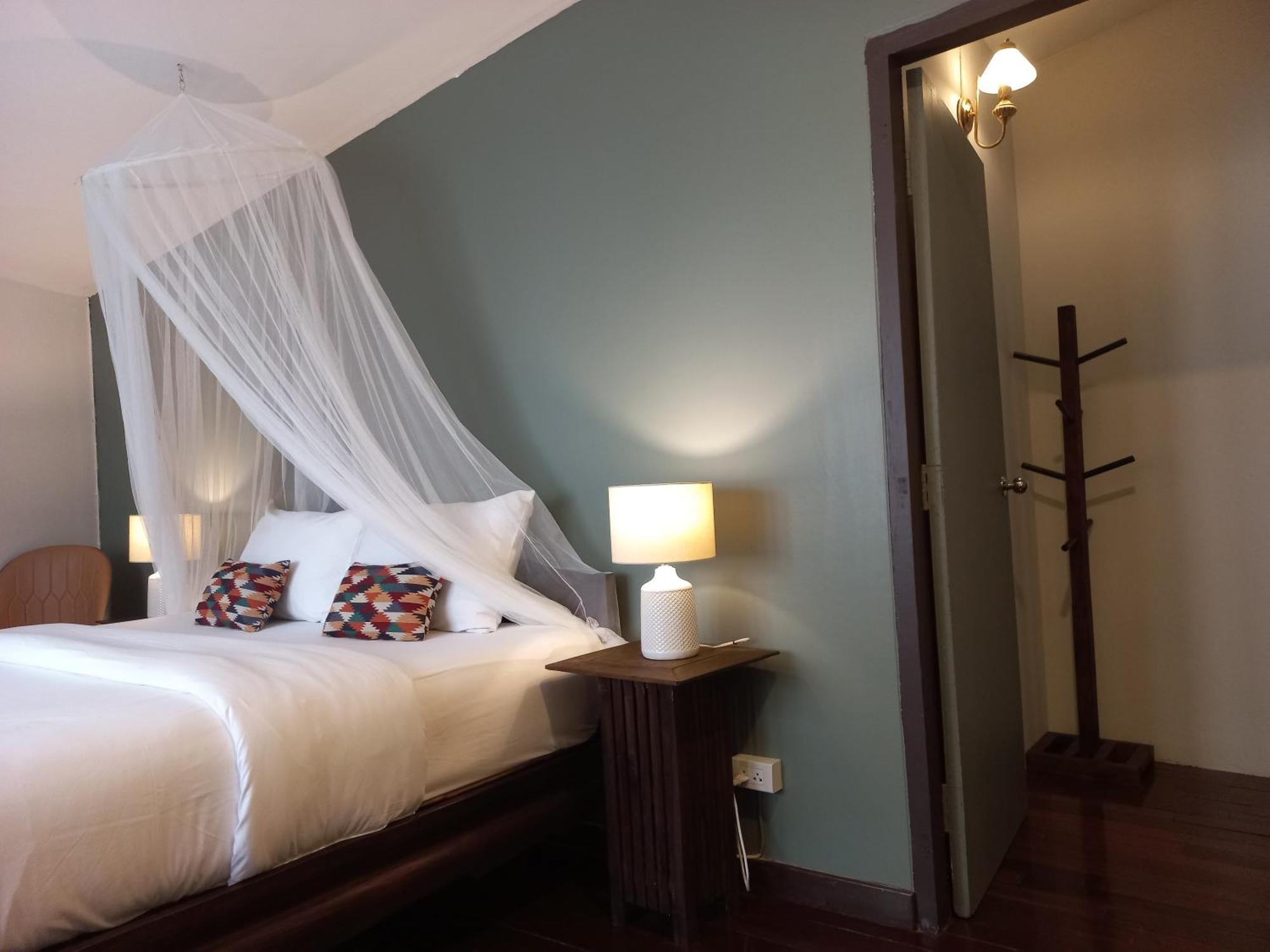 Inn Oon Villa (Adults Only) Чиангмай Стая снимка